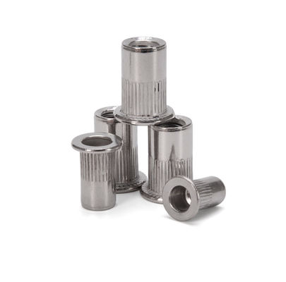 Μετρικό σύστημα μέτρησης Ζιγκωτό επιχρισμένο από ανοξείδωτο χάλυβα προσαρμοσμένο επίπεδο στρογγυλό κεφάλι αυτοσυνδεδεμένο νιφάδι νιφάδας για την υγειονομική περίθαλψη