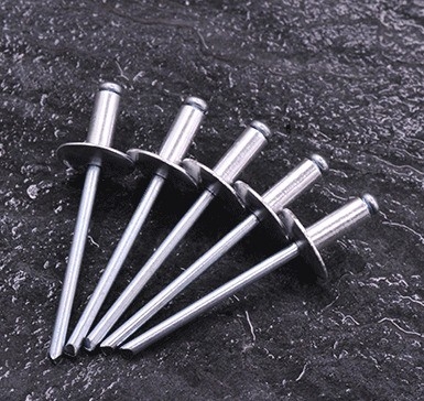 Τελεία ψευδαργύρου ANSI/ASME Standard Strong Fastening Force Steel Blind Pop Rivet για μέταλλο m2.5 m3 m3.5 m4.2 m4.8 m5.5 m6.3