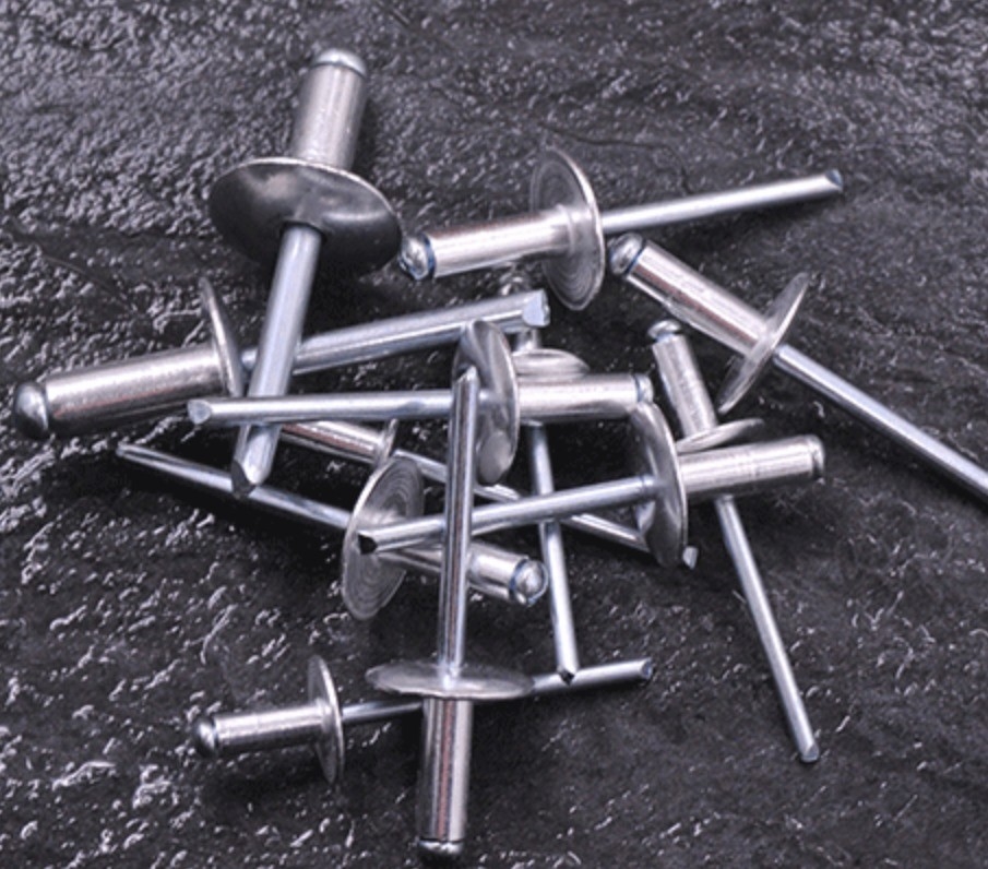 Τελεία ψευδαργύρου ANSI/ASME Standard Strong Fastening Force Steel Blind Pop Rivet για μέταλλο m2.5 m3 m3.5 m4.2 m4.8 m5.5 m6.3